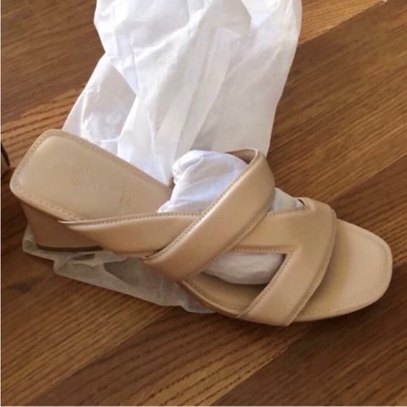 Chunky Block Heel Slip On Heels - Picture 3 of 6